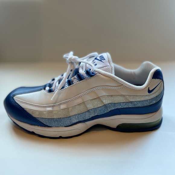 NIKE Air Max 95 Premium Pisces - Picture 5 of 12